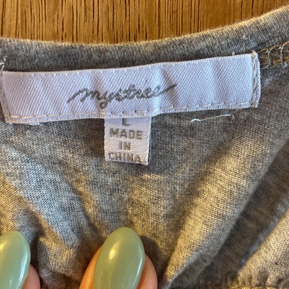 Tank - Picture 2 of 3